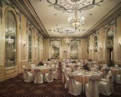 The hotel offered 237 guest rooms and suites as we The hotel offered 237 guest rooms and suites as well as a banquet room. The more famous rooms are the